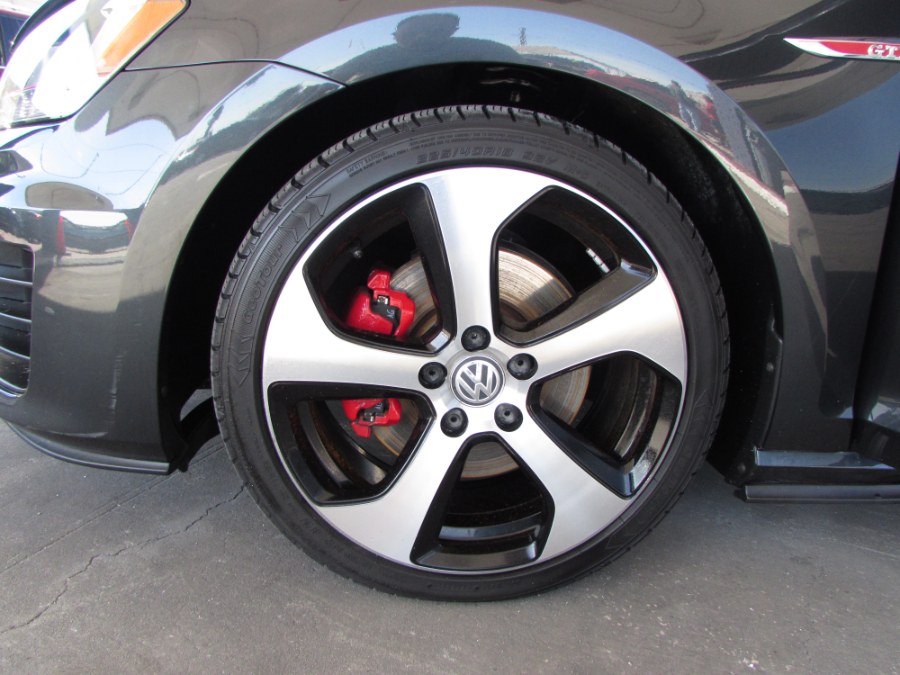 Used Volkswagen Golf GTI 4dr HB Man SE 2016 | VIP Auto Enterprise, Inc. Orlando, Florida Used Volkswagen Golf GTI 4dr HB Man SE 2016 | VIP Auto Enterprise, Inc. Orlando, Florida