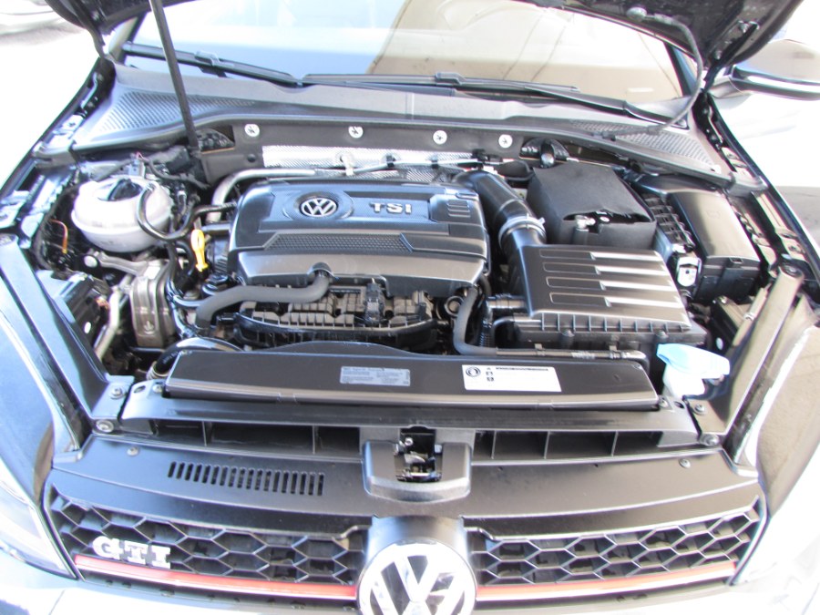 Used Volkswagen Golf GTI 4dr HB Man SE 2016 | VIP Auto Enterprise, Inc. Orlando, Florida Used Volkswagen Golf GTI 4dr HB Man SE 2016 | VIP Auto Enterprise, Inc. Orlando, Florida