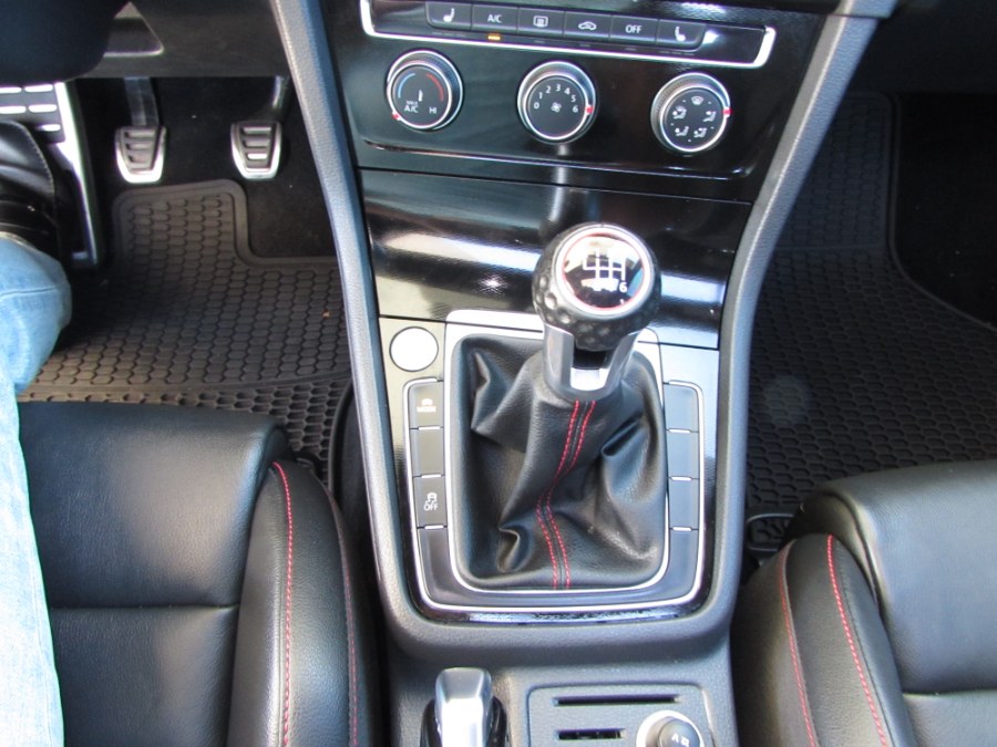 Used Volkswagen Golf GTI 4dr HB Man SE 2016 | VIP Auto Enterprise, Inc. Orlando, Florida Used Volkswagen Golf GTI 4dr HB Man SE 2016 | VIP Auto Enterprise, Inc. Orlando, Florida