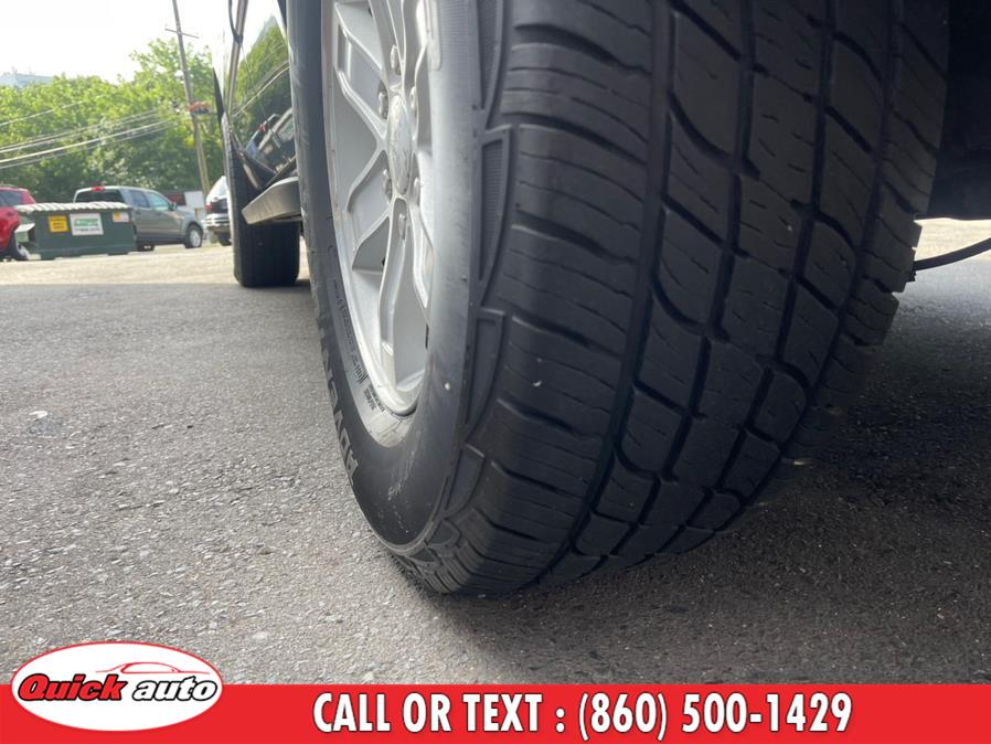 Used GMC Yukon 4WD 4dr 1500 SLT 2013 | Quick Auto LLC. Bristol, Connecticut Used GMC Yukon 4WD 4dr 1500 SLT 2013 | Quick Auto LLC. Bristol, Connecticut