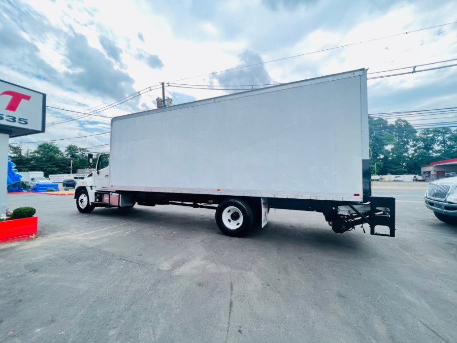 Used Hino 268A 26 FEET DRY BOX + LIFT GATE + NO CDL 2017 | NJ Truck Spot. South Amboy, New Jersey Used Hino 268A 26 FEET DRY BOX + LIFT GATE + NO CDL 2017 | NJ Truck Spot. South Amboy, New Jersey