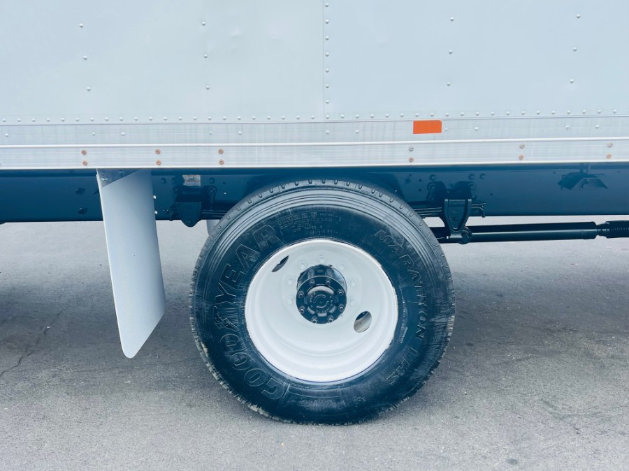 Used Hino 268A 26 FEET DRY BOX + LIFT GATE + NO CDL 2017 | NJ Truck Spot. South Amboy, New Jersey Used Hino 268A 26 FEET DRY BOX + LIFT GATE + NO CDL 2017 | NJ Truck Spot. South Amboy, New Jersey