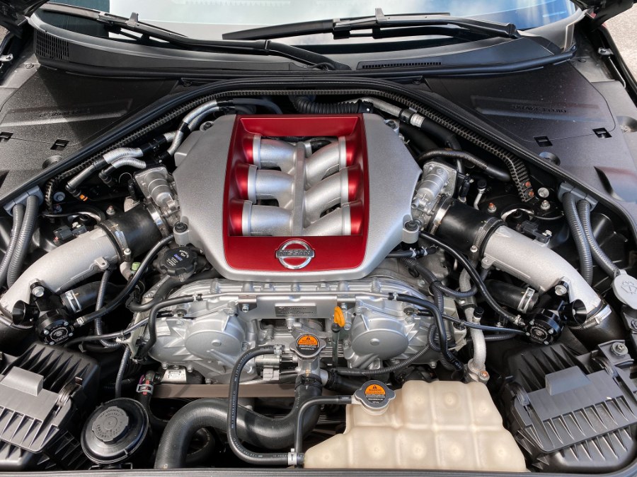 Used Nissan GT-R 2dr Cpe Premium 2014 | RT Auto Center LLC. Newark, New Jersey Used Nissan GT-R 2dr Cpe Premium 2014 | RT Auto Center LLC. Newark, New Jersey