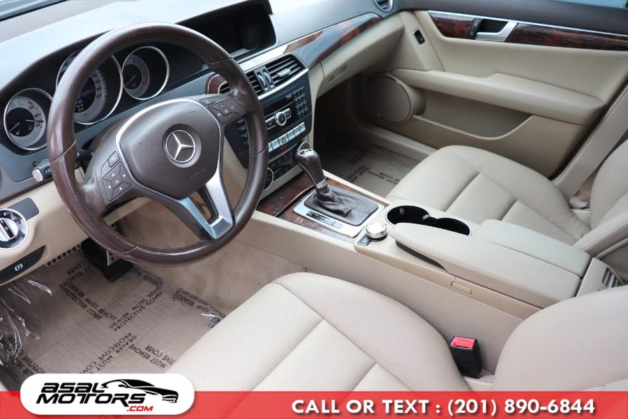 Used Mercedes-Benz C-Class 4dr Sdn C300 Luxury 4MATIC 2013 | Asal Motors. East Rutherford, New Jersey