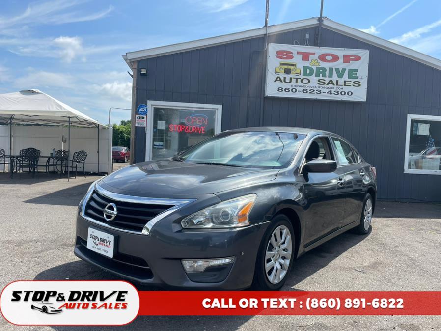 2013 Nissan Altima 4dr Sdn I4 2.5 SL *Ltd Avail*, available for sale in East Windsor, Connecticut | Stop & Drive Auto Sales. East Windsor, Connecticut