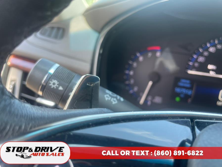 Used Cadillac CTS Sedan 4dr Sdn 3.6L Luxury RWD 2015 | Stop & Drive Auto Sales. East Windsor, Connecticut Used Cadillac CTS Sedan 4dr Sdn 3.6L Luxury RWD 2015 | Stop & Drive Auto Sales. East Windsor, Connecticut