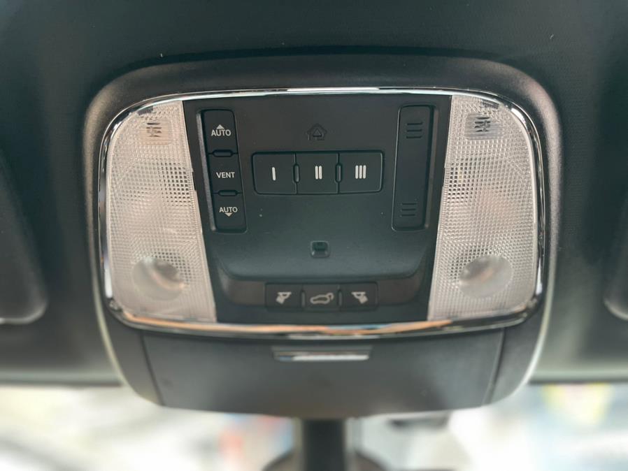 2019 Jeep Grand Cherokee Altitude Altitude 4x4, available for sale in Hollis, New York | Jamaica 26 Motors. Hollis, New York 2019 Jeep Grand Cherokee Altitude Altitude 4x4, available for sale in Hollis, New York | Jamaica 26 Motors. Hollis, New York