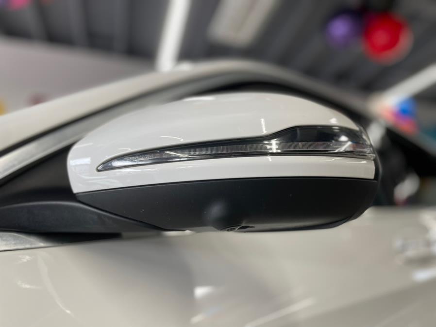 Used Mercedes-Benz GLC GLC 300 4MATIC SUV 2019 | Jamaica 26 Motors. Hollis, New York Used Mercedes-Benz GLC GLC 300 4MATIC SUV 2019 | Jamaica 26 Motors. Hollis, New York