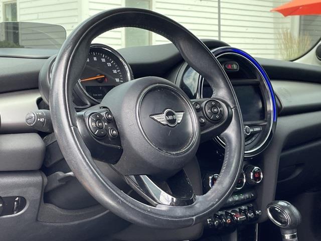 Used Mini Cooper s Base 2015 | Blasius Federal Road. Brookfield, Connecticut Used Mini Cooper s Base 2015 | Blasius Federal Road. Brookfield, Connecticut