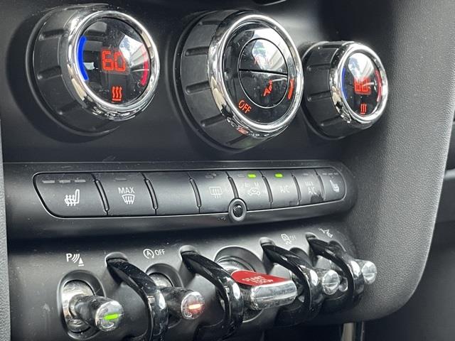 Used Mini Cooper s Base 2015 | Blasius Federal Road. Brookfield, Connecticut Used Mini Cooper s Base 2015 | Blasius Federal Road. Brookfield, Connecticut