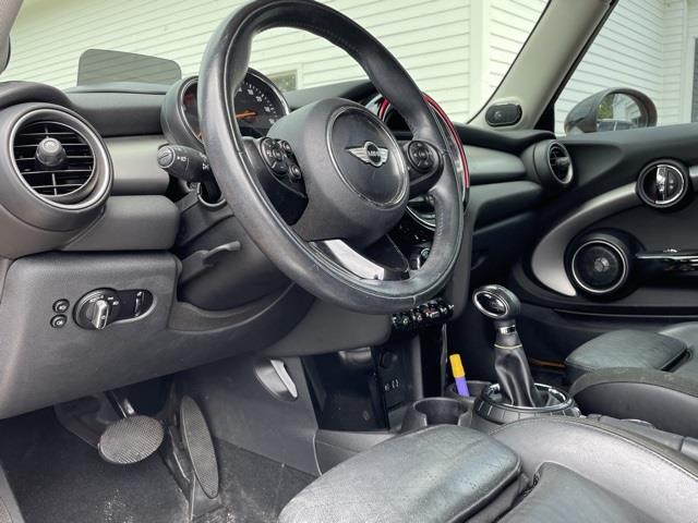 Used Mini Cooper s Base 2015 | Blasius Federal Road. Brookfield, Connecticut Used Mini Cooper s Base 2015 | Blasius Federal Road. Brookfield, Connecticut