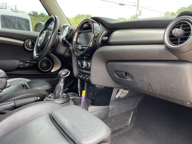Used Mini Cooper s Base 2015 | Blasius Federal Road. Brookfield, Connecticut Used Mini Cooper s Base 2015 | Blasius Federal Road. Brookfield, Connecticut
