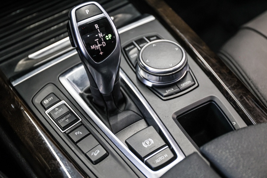 2018 BMW X5 xDrive35i Sports Activity Vehicle, available for sale in ELMONT, New York | 26 Motors Long Island. ELMONT, New York 2018 BMW X5 xDrive35i Sports Activity Vehicle, available for sale in ELMONT, New York | 26 Motors Long Island. ELMONT, New York