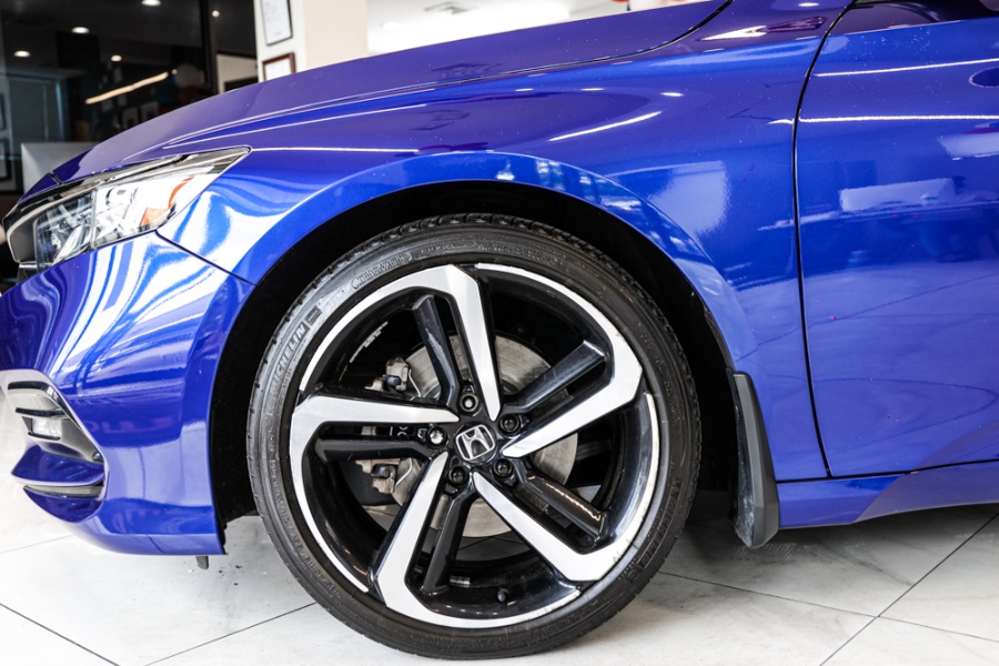 Used Honda Accord Sedan Sport 1.5T CVT 2018 | 26 Motors Long Island. ELMONT, New York Used Honda Accord Sedan Sport 1.5T CVT 2018 | 26 Motors Long Island. ELMONT, New York