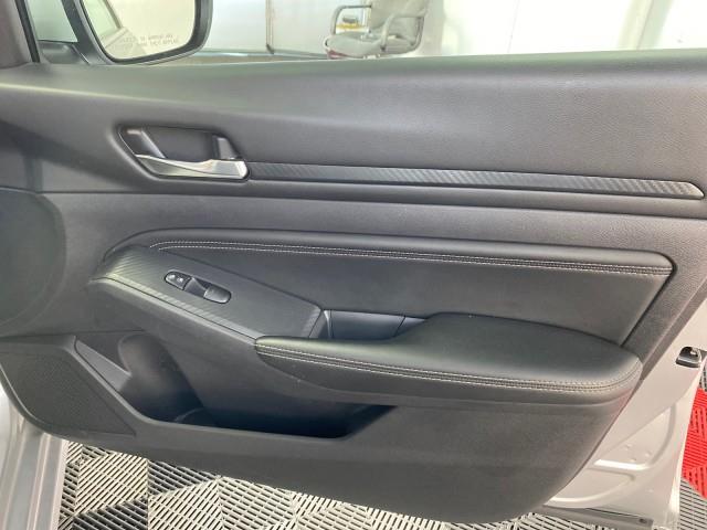 Used Nissan Altima 2.5 S 2019 | Queens Auto Mall. Richmond Hill, New York Used Nissan Altima 2.5 S 2019 | Queens Auto Mall. Richmond Hill, New York