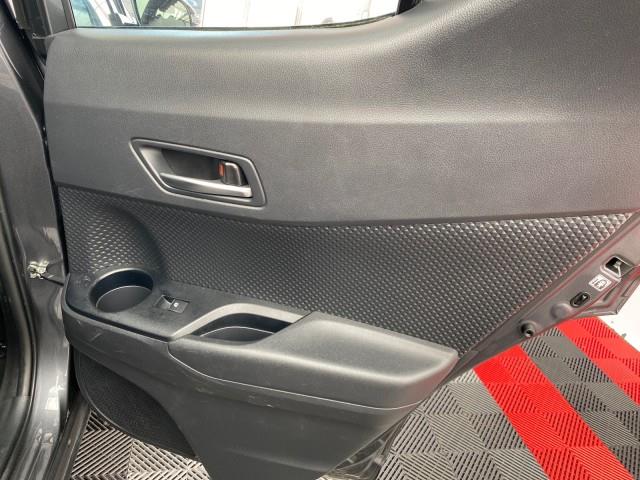 Used Toyota C-hr XLE 2019 | Queens Auto Mall. Richmond Hill, New York Used Toyota C-hr XLE 2019 | Queens Auto Mall. Richmond Hill, New York