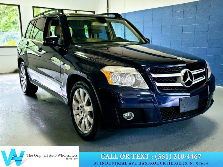 2011 Mercedes-Benz GLK-Class 4MATIC 4dr GLK 350, available for sale in Lodi, New Jersey | AW Auto & Truck Wholesalers, Inc. Lodi, New Jersey