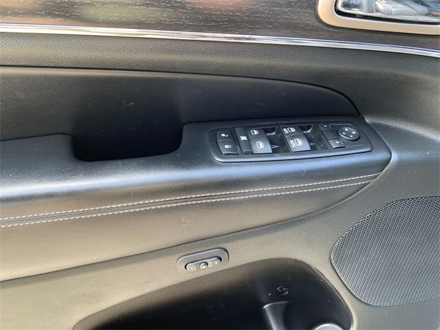 2015 Jeep Grand Cherokee Limited, available for sale in Stratford, Connecticut | Wiz Leasing Inc. Stratford, Connecticut 2015 Jeep Grand Cherokee Limited, available for sale in Stratford, Connecticut | Wiz Leasing Inc. Stratford, Connecticut