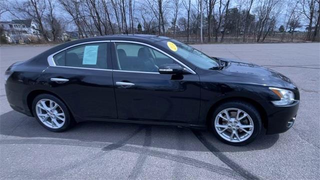 2014 Nissan Maxima 3.5 SV, available for sale in Stratford, Connecticut | Wiz Leasing Inc. Stratford, Connecticut 2014 Nissan Maxima 3.5 SV, available for sale in Stratford, Connecticut | Wiz Leasing Inc. Stratford, Connecticut