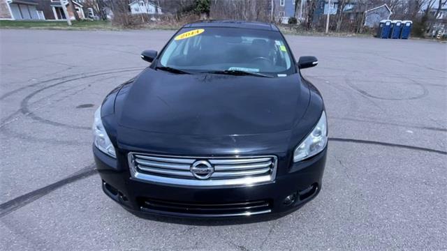 2014 Nissan Maxima 3.5 SV, available for sale in Stratford, Connecticut | Wiz Leasing Inc. Stratford, Connecticut 2014 Nissan Maxima 3.5 SV, available for sale in Stratford, Connecticut | Wiz Leasing Inc. Stratford, Connecticut