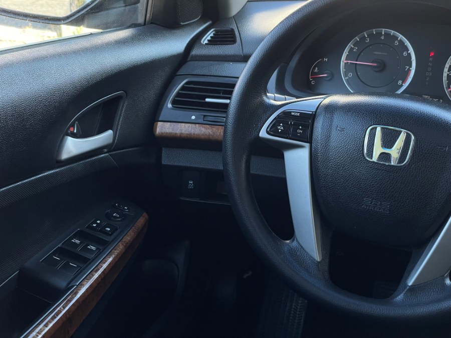 Used Honda Accord Sdn 4dr I4 Auto LX 2011 | Green Light Auto. Corona, California Used Honda Accord Sdn 4dr I4 Auto LX 2011 | Green Light Auto. Corona, California
