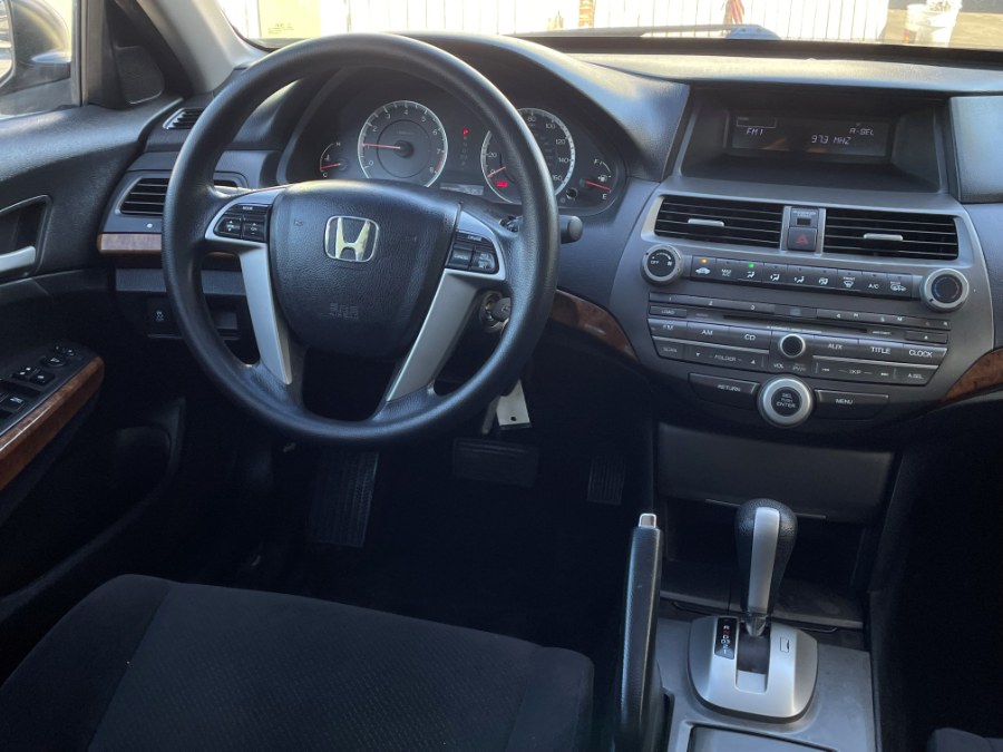 Used Honda Accord Sdn 4dr I4 Auto LX 2011 | Green Light Auto. Corona, California Used Honda Accord Sdn 4dr I4 Auto LX 2011 | Green Light Auto. Corona, California