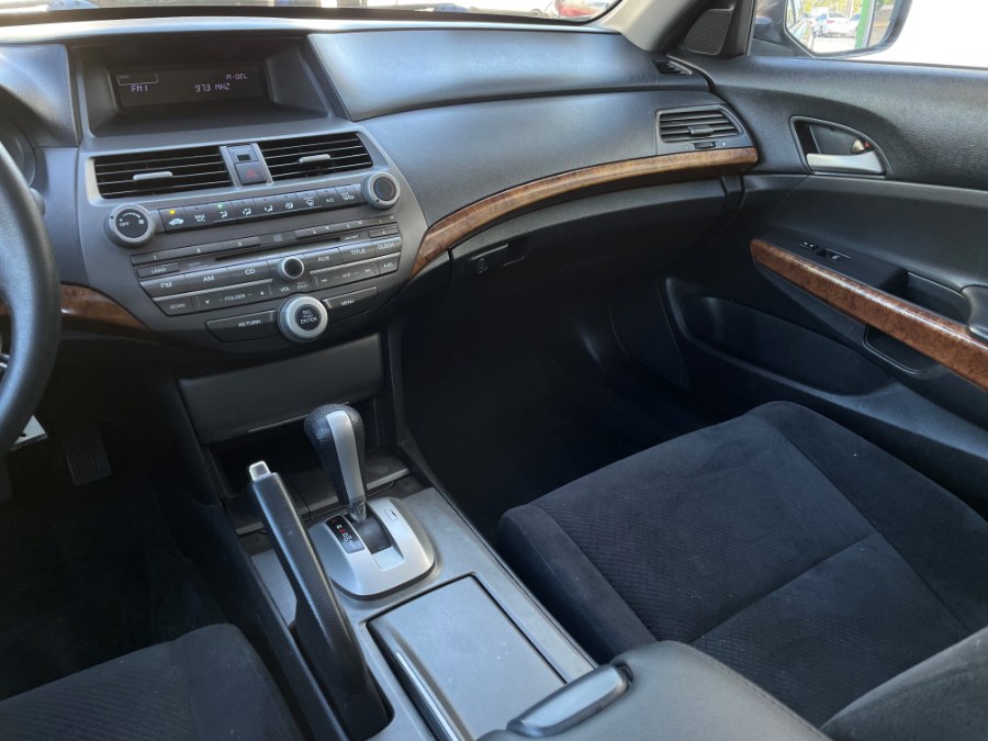 Used Honda Accord Sdn 4dr I4 Auto LX 2011 | Green Light Auto. Corona, California Used Honda Accord Sdn 4dr I4 Auto LX 2011 | Green Light Auto. Corona, California