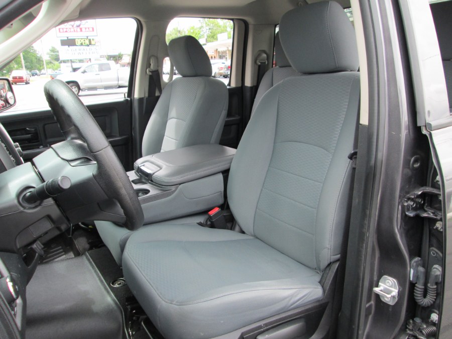 2017 Ram 1500 Express 4x4 Quad Cab 6''4" Box, available for sale in Levittown, Pennsylvania | Levittown Auto. Levittown, Pennsylvania 2017 Ram 1500 Express 4x4 Quad Cab 6''4" Box, available for sale in Levittown, Pennsylvania | Levittown Auto. Levittown, Pennsylvania
