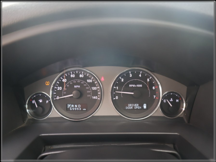 Used Jeep Commander 4WD 4dr Limited 2009 | My Auto Inc.. Huntington Station, New York Used Jeep Commander 4WD 4dr Limited 2009 | My Auto Inc.. Huntington Station, New York