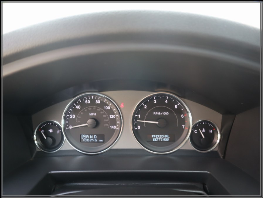 2008 Jeep Commander 4WD 4dr Limited, available for sale in Huntington Station, New York | My Auto Inc.. Huntington Station, New York 2008 Jeep Commander 4WD 4dr Limited, available for sale in Huntington Station, New York | My Auto Inc.. Huntington Station, New York