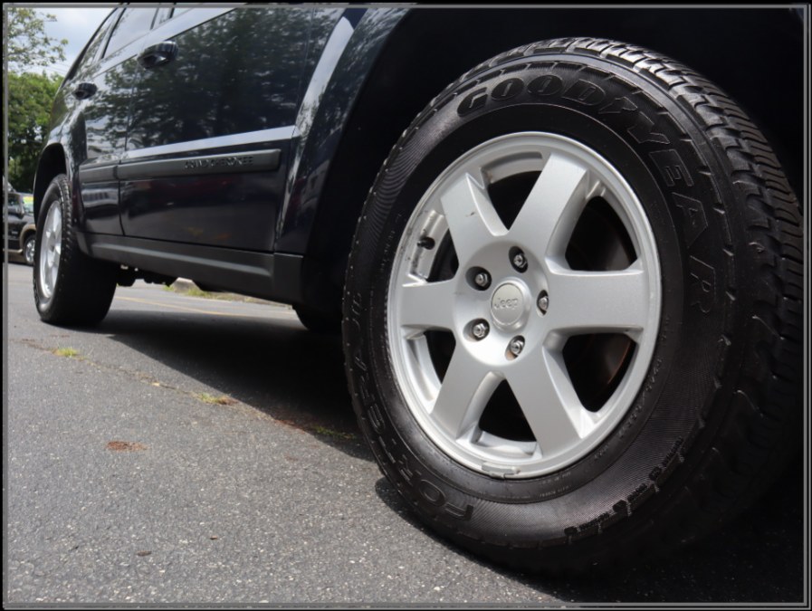 2009 Jeep Grand Cherokee 4WD 4dr Laredo, available for sale in Huntington Station, New York | My Auto Inc.. Huntington Station, New York 2009 Jeep Grand Cherokee 4WD 4dr Laredo, available for sale in Huntington Station, New York | My Auto Inc.. Huntington Station, New York