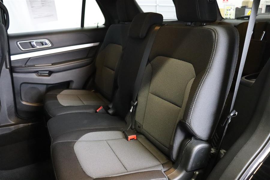 Used Ford Explorer XLT 2017 | Fast Track Motors. Paterson, New Jersey Used Ford Explorer XLT 2017 | Fast Track Motors. Paterson, New Jersey