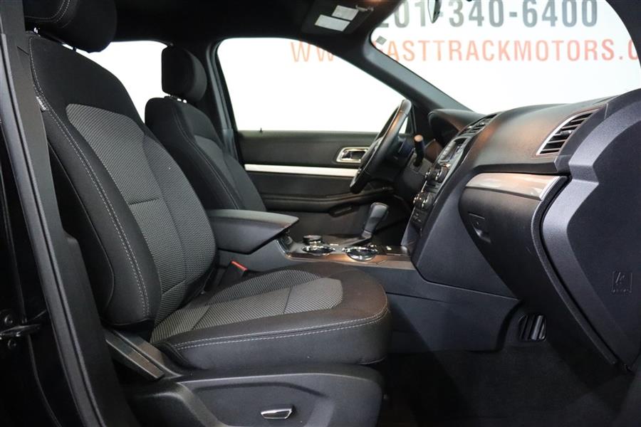 Used Ford Explorer XLT 2017 | Fast Track Motors. Paterson, New Jersey Used Ford Explorer XLT 2017 | Fast Track Motors. Paterson, New Jersey