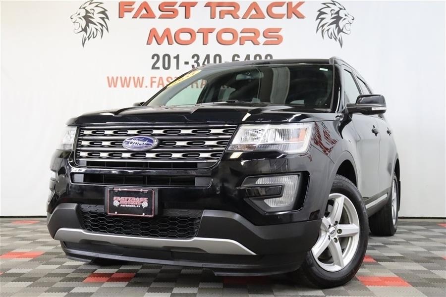 2017 Ford Explorer XLT, available for sale in Paterson, New Jersey | Fast Track Motors. Paterson, New Jersey