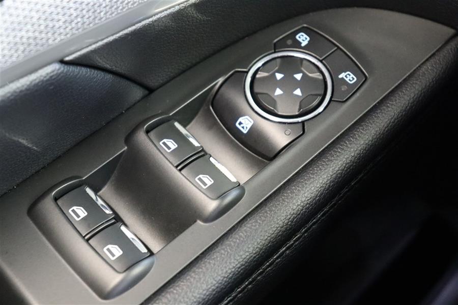 Used Ford Explorer XLT 2017 | Fast Track Motors. Paterson, New Jersey Used Ford Explorer XLT 2017 | Fast Track Motors. Paterson, New Jersey