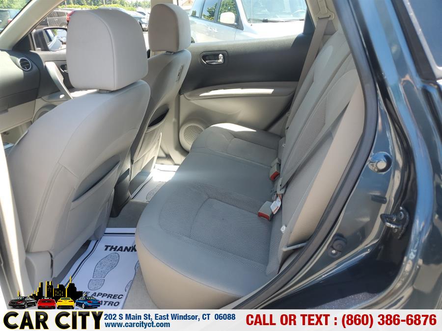 Used Nissan Rogue Select AWD 4dr S 2014 | Car City LLC. East Windsor, Connecticut Used Nissan Rogue Select AWD 4dr S 2014 | Car City LLC. East Windsor, Connecticut