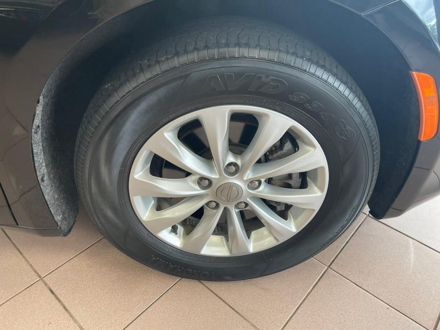 2019 Chrysler Pacifica Touring L FWD, available for sale in Massapequa Park, New York | Power Motors East. Massapequa Park, New York 2019 Chrysler Pacifica Touring L FWD, available for sale in Massapequa Park, New York | Power Motors East. Massapequa Park, New York