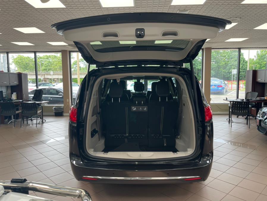 2019 Chrysler Pacifica Touring L FWD, available for sale in Massapequa Park, New York | Power Motors East. Massapequa Park, New York 2019 Chrysler Pacifica Touring L FWD, available for sale in Massapequa Park, New York | Power Motors East. Massapequa Park, New York