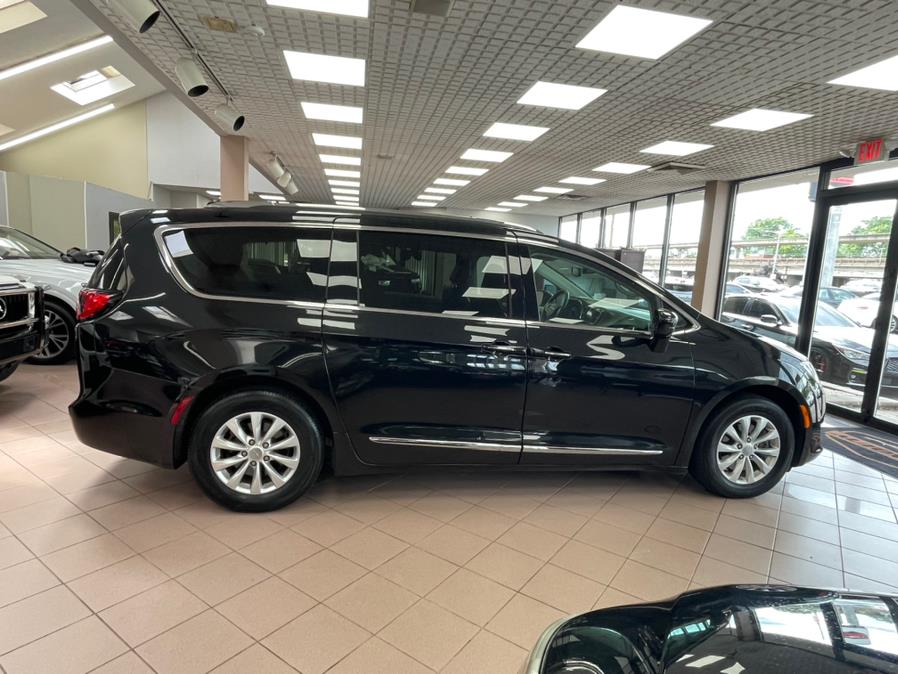 2019 Chrysler Pacifica Touring L FWD, available for sale in Massapequa Park, New York | Power Motors East. Massapequa Park, New York 2019 Chrysler Pacifica Touring L FWD, available for sale in Massapequa Park, New York | Power Motors East. Massapequa Park, New York