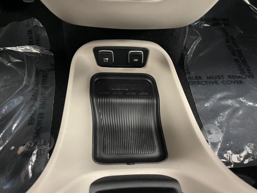 2019 Chrysler Pacifica Touring L FWD, available for sale in Massapequa Park, New York | Power Motors East. Massapequa Park, New York 2019 Chrysler Pacifica Touring L FWD, available for sale in Massapequa Park, New York | Power Motors East. Massapequa Park, New York