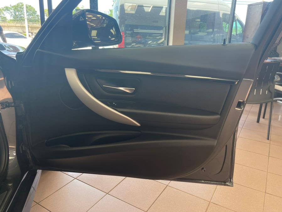 2018 BMW 3 Series 330i xDrive Sedan South Africa, available for sale in Massapequa Park, New York | Power Motors East. Massapequa Park, New York 2018 BMW 3 Series 330i xDrive Sedan South Africa, available for sale in Massapequa Park, New York | Power Motors East. Massapequa Park, New York
