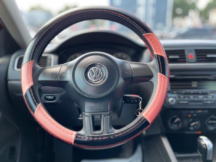 2013 Volkswagen Jetta Sedan 4dr Auto S, available for sale in Irvington , New Jersey | Auto Haus of Irvington Corp. Irvington , New Jersey 2013 Volkswagen Jetta Sedan 4dr Auto S, available for sale in Irvington , New Jersey | Auto Haus of Irvington Corp. Irvington , New Jersey