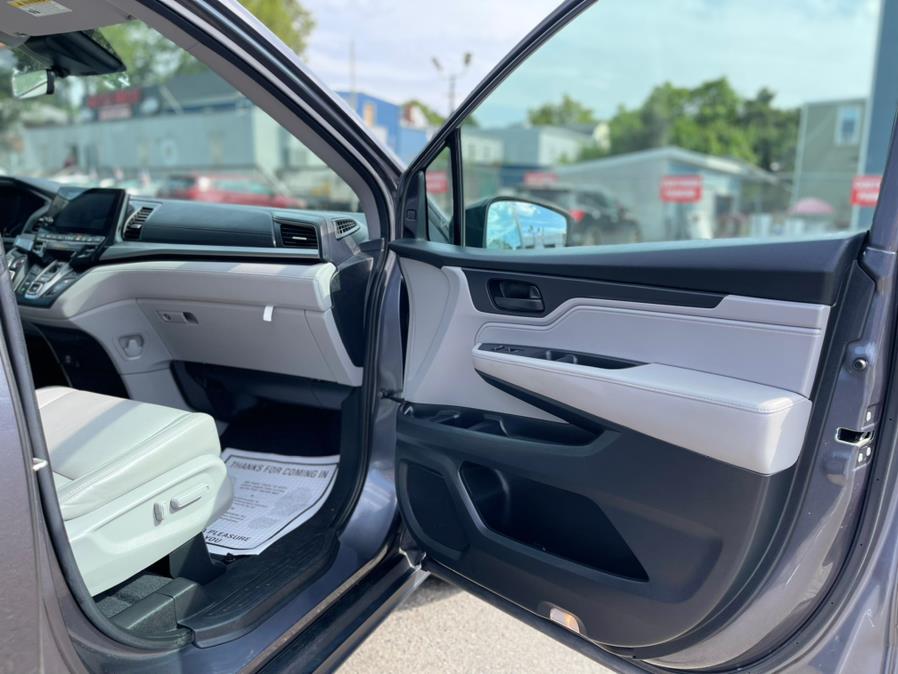 2019 Honda Odyssey EX-L w/Navi/RES Auto, available for sale in Irvington , New Jersey | Auto Haus of Irvington Corp. Irvington , New Jersey 2019 Honda Odyssey EX-L w/Navi/RES Auto, available for sale in Irvington , New Jersey | Auto Haus of Irvington Corp. Irvington , New Jersey