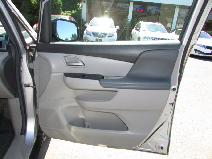 Used Honda Odyssey 5dr EX-L w/RES 2013 | United Auto Sales of E Windsor, Inc. East Windsor, Connecticut Used Honda Odyssey 5dr EX-L w/RES 2013 | United Auto Sales of E Windsor, Inc. East Windsor, Connecticut