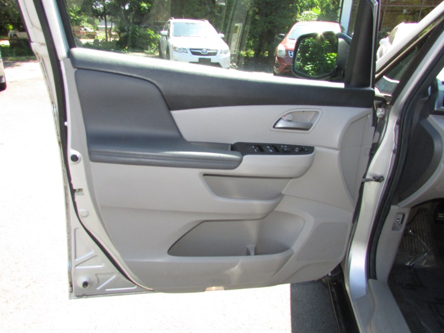 Used Honda Odyssey 5dr EX-L w/RES 2013 | United Auto Sales of E Windsor, Inc. East Windsor, Connecticut Used Honda Odyssey 5dr EX-L w/RES 2013 | United Auto Sales of E Windsor, Inc. East Windsor, Connecticut