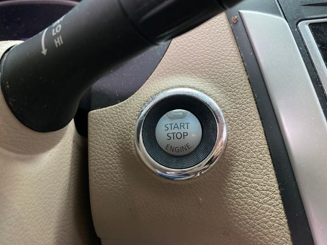 Used Nissan Altima 2.5 SV 2017 | Queens Auto Mall. Richmond Hill, New York Used Nissan Altima 2.5 SV 2017 | Queens Auto Mall. Richmond Hill, New York
