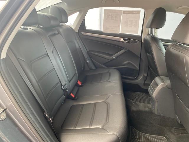 Used Volkswagen Passat R-Line w/Comfort Pkg 2017 | Queens Auto Mall. Richmond Hill, New York Used Volkswagen Passat R-Line w/Comfort Pkg 2017 | Queens Auto Mall. Richmond Hill, New York
