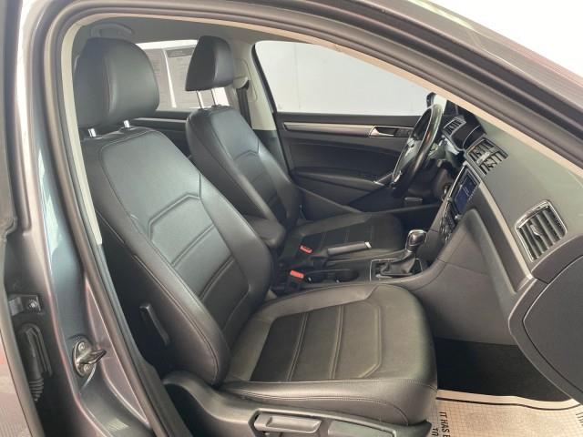 Used Volkswagen Passat R-Line w/Comfort Pkg 2017 | Queens Auto Mall. Richmond Hill, New York Used Volkswagen Passat R-Line w/Comfort Pkg 2017 | Queens Auto Mall. Richmond Hill, New York
