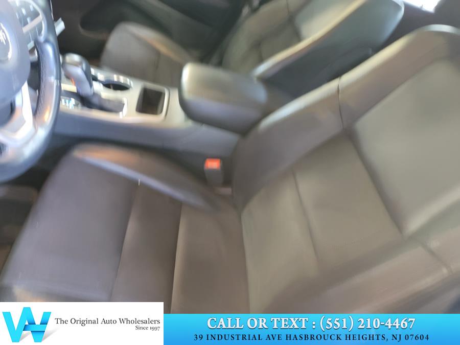 2020 Jeep Grand Cherokee Altitude 4x4, available for sale in Lodi, New Jersey | AW Auto & Truck Wholesalers, Inc. Lodi, New Jersey 2020 Jeep Grand Cherokee Altitude 4x4, available for sale in Lodi, New Jersey | AW Auto & Truck Wholesalers, Inc. Lodi, New Jersey