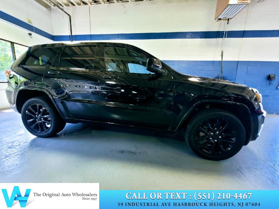 2020 Jeep Grand Cherokee Altitude 4x4, available for sale in Lodi, New Jersey | AW Auto & Truck Wholesalers, Inc. Lodi, New Jersey 2020 Jeep Grand Cherokee Altitude 4x4, available for sale in Lodi, New Jersey | AW Auto & Truck Wholesalers, Inc. Lodi, New Jersey